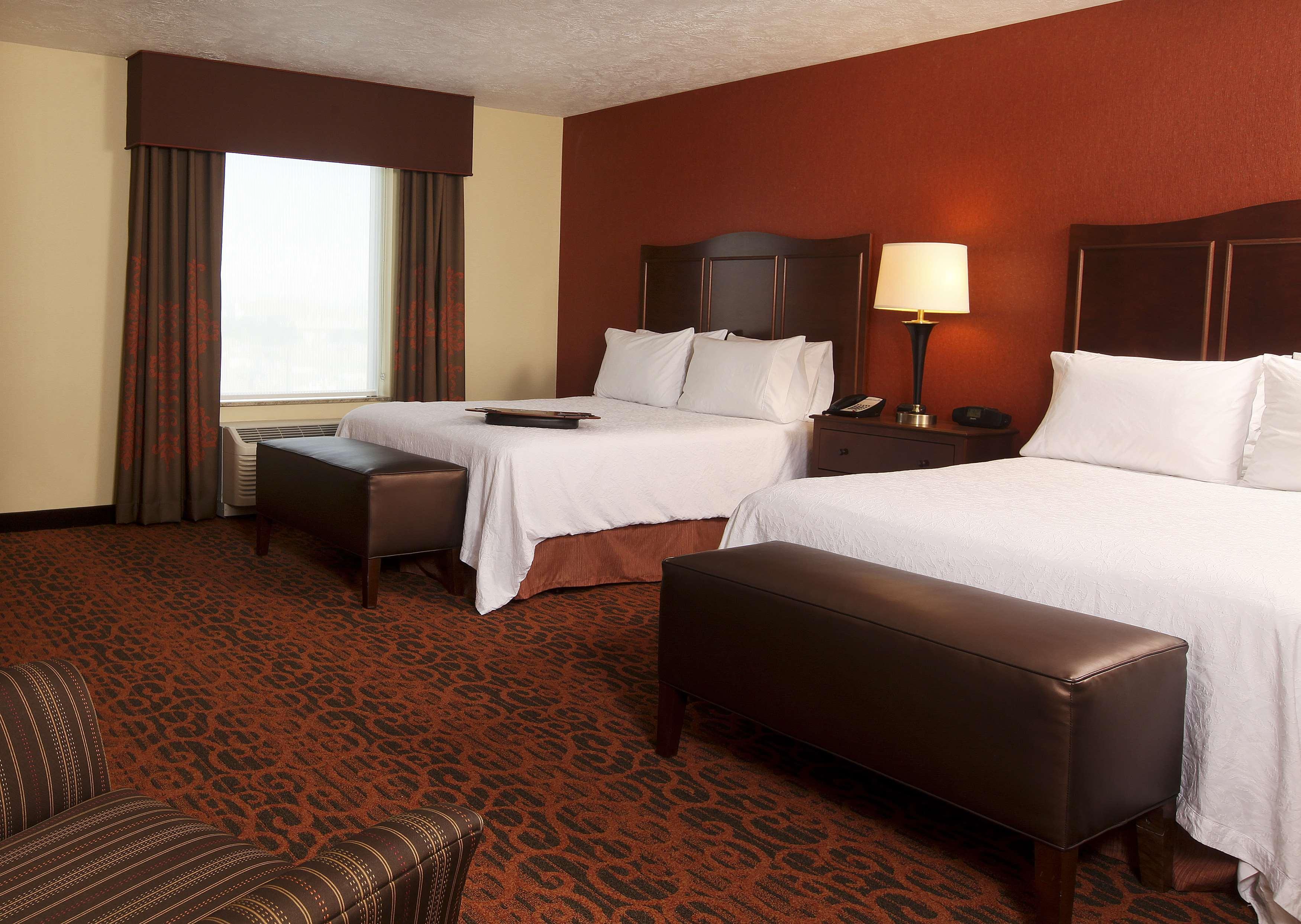 Hampton Inn & Suites Fargo Medical Center מראה חיצוני תמונה