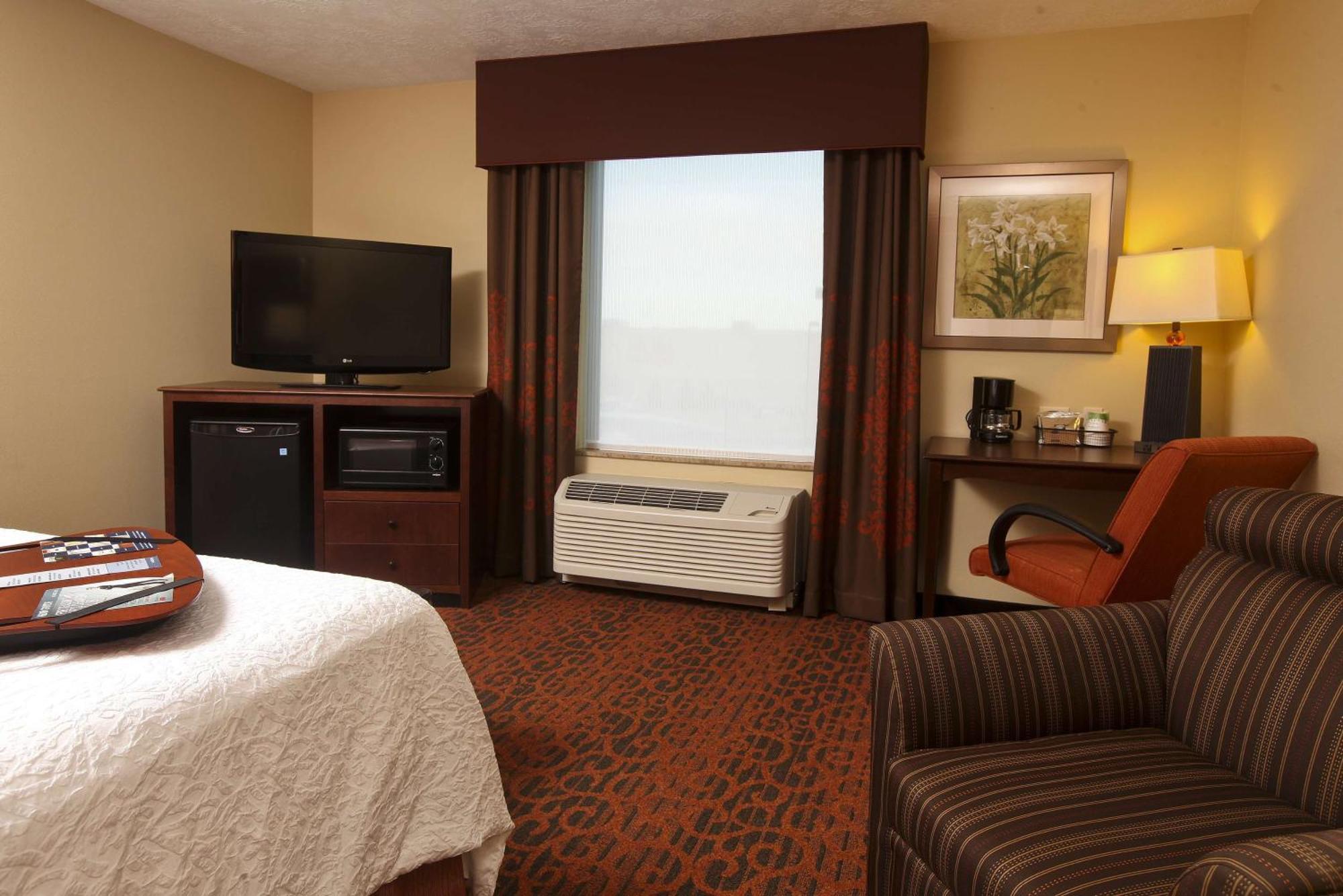 Hampton Inn & Suites Fargo Medical Center מראה חיצוני תמונה