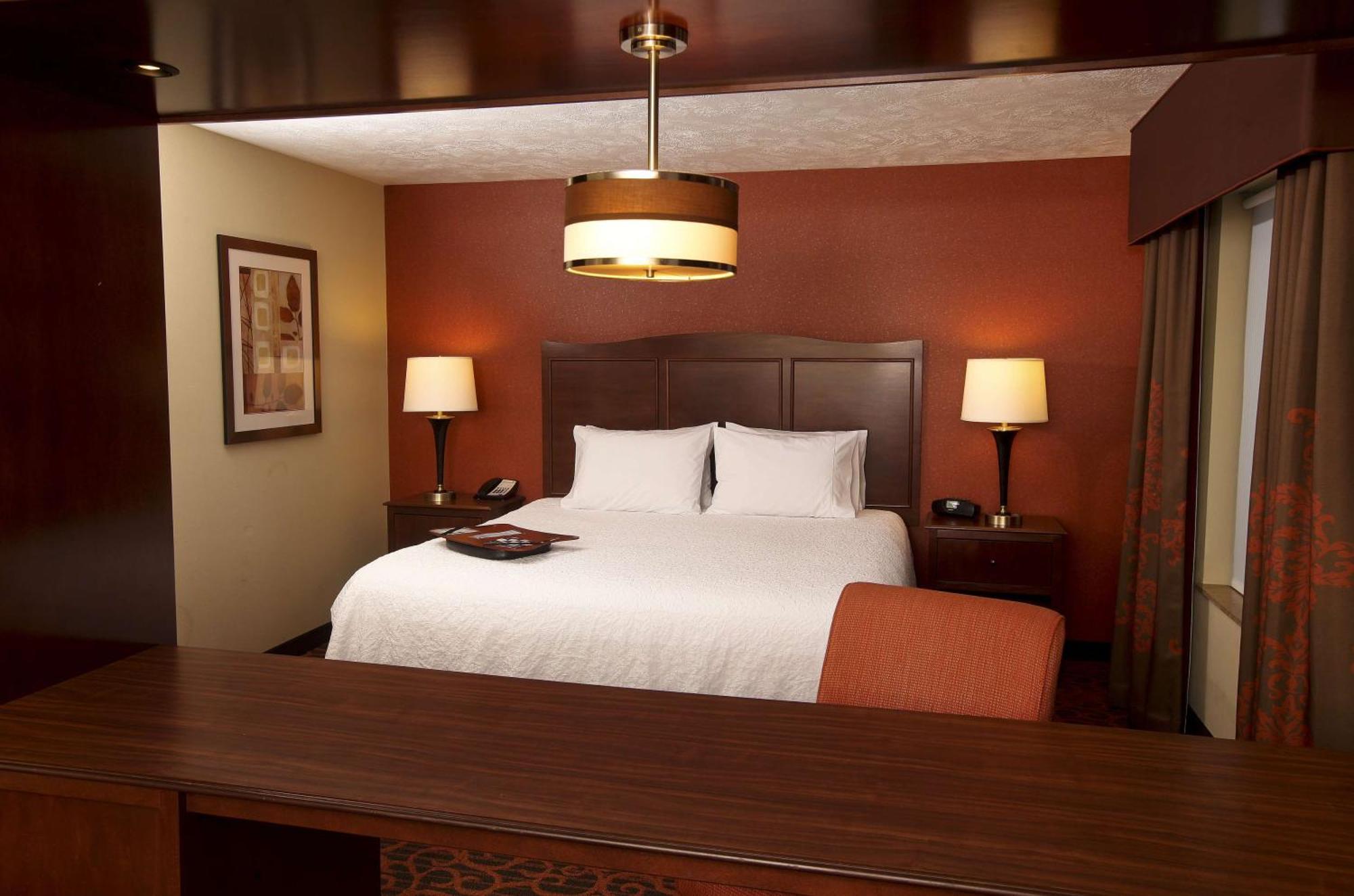 Hampton Inn & Suites Fargo Medical Center מראה חיצוני תמונה